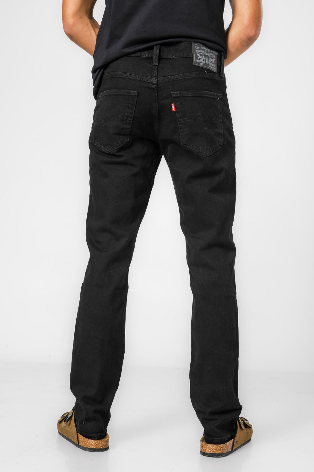ג'ינס 511 SLIM בצבע שחור