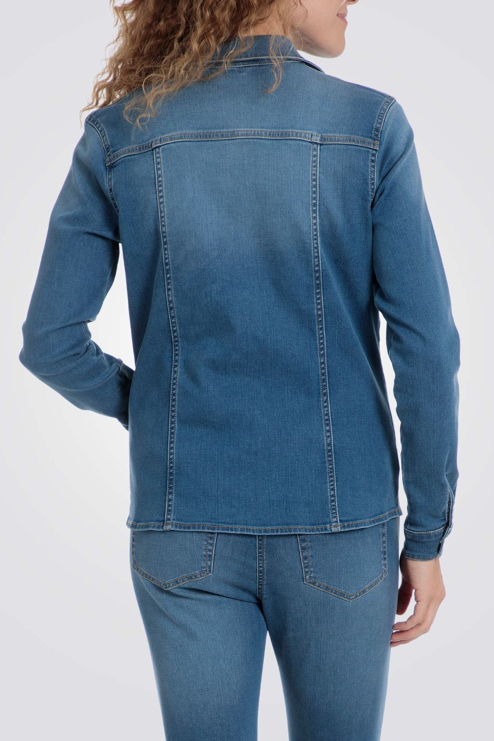 אוברשירט גי'נס דיטיילס אבני חן