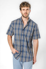 חולצה מכופתרת הדפס משבצות שרוולים קצרים