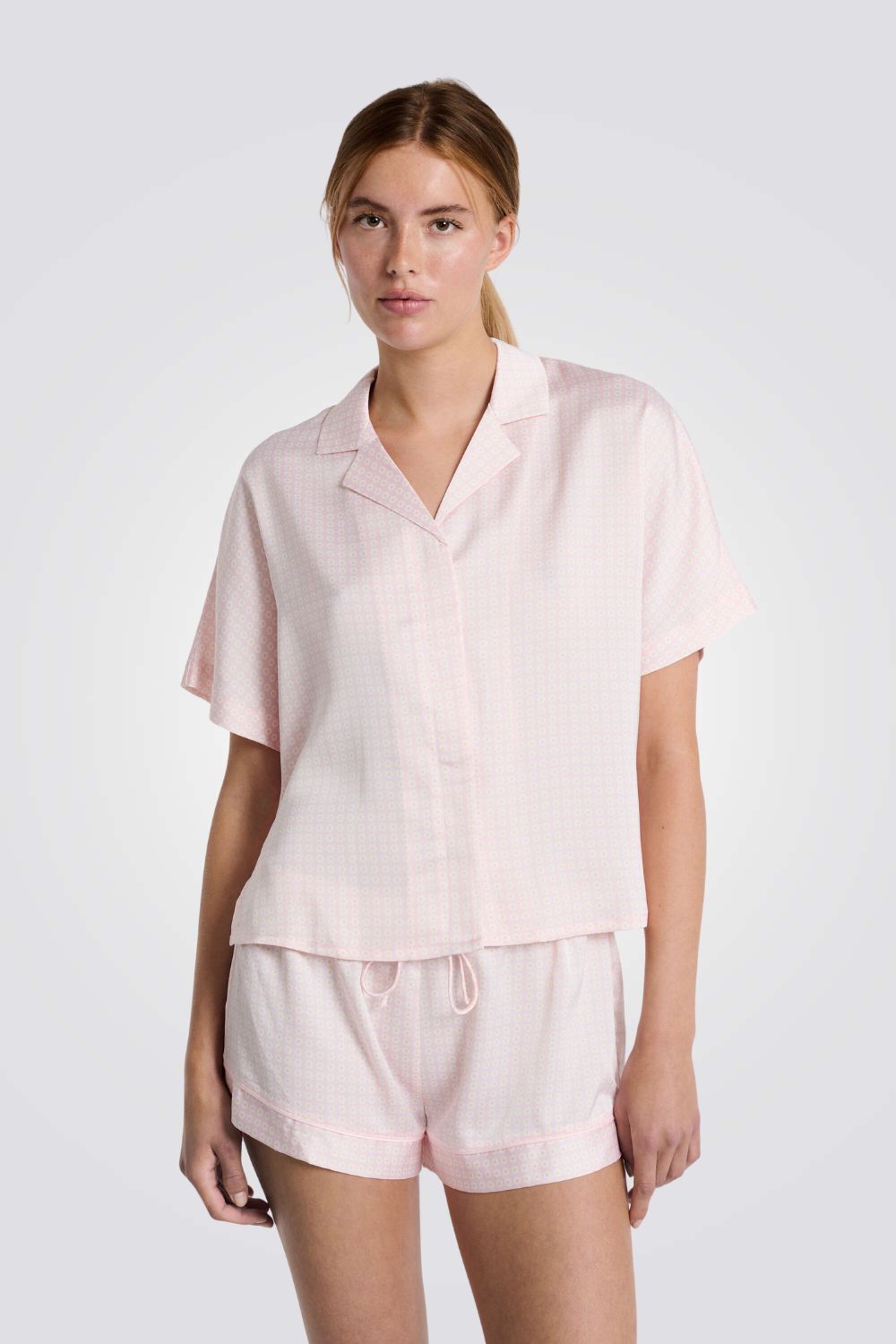 חולצת פיג'מה מכופתרת קצרה וקלילה | איתם