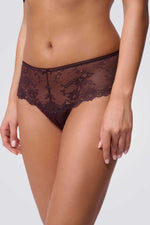 תחתון חוטיני בעיצוב תחרה | פמינה