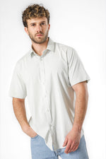 חולצה מכופתרת שרוולים קצרים