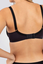 חזיית הנקה מריפוד ספייסר קל עם ברזלים