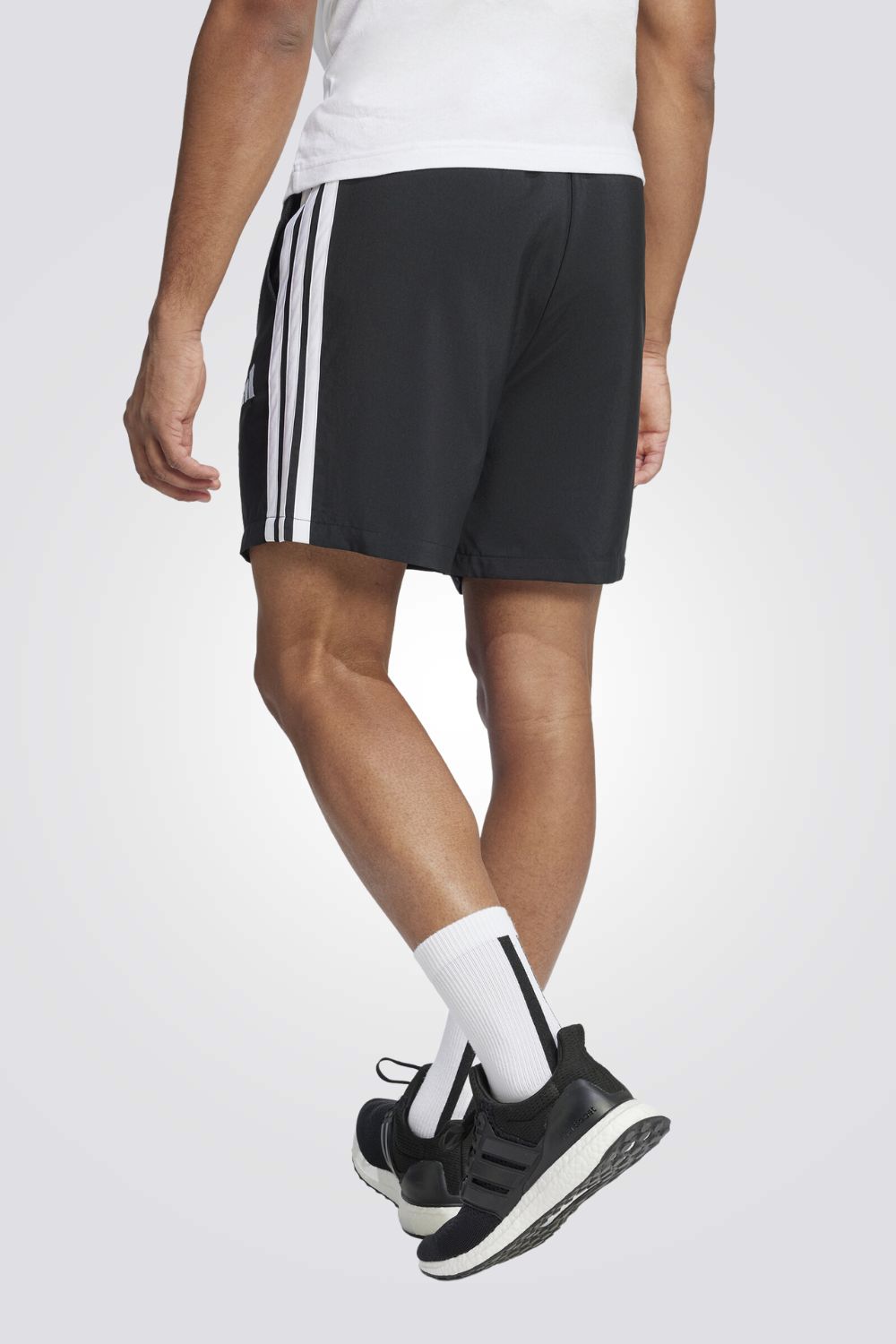 מכנס Essential 3 stripes chelsea shorts לגברים