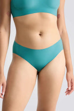 תחתונים בגזרת היי לג לנשים