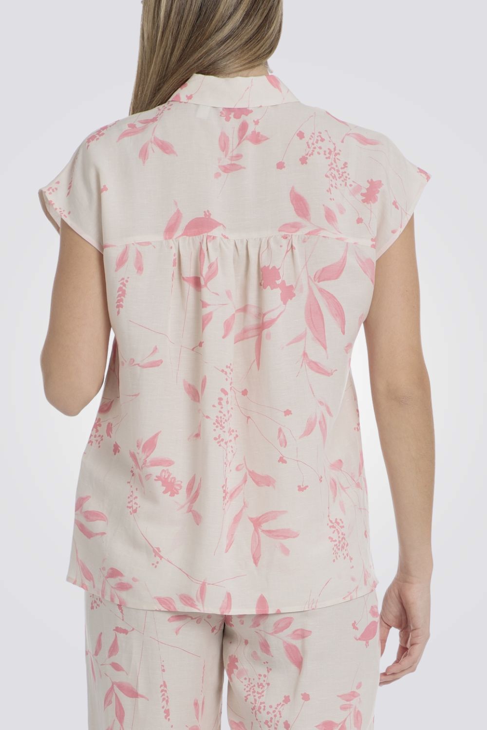 חולצת פשתן פרחונית לנשים 