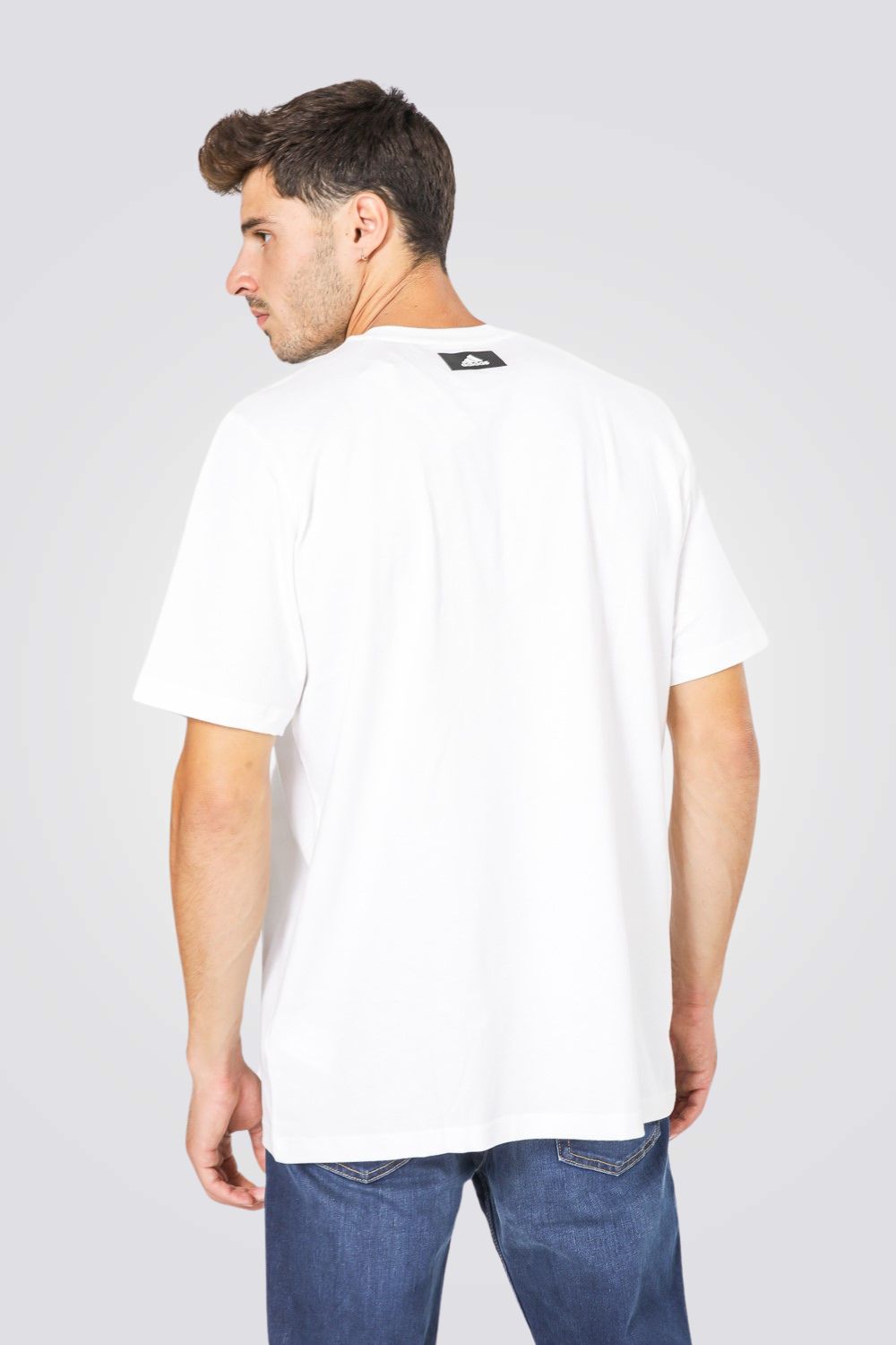 טישירט לגברים -3BAR LOGO בצבע לבן וזהב