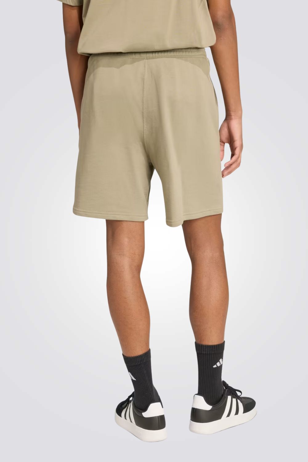 מכנסיים קצרים לגברים 