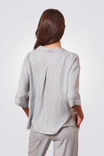 חולצת פיג'מה מכופתרת הדפס משולשים GALAN  