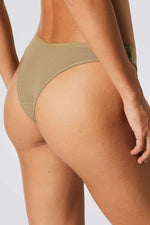 מארז תחתוני טנגה JOHN לנשים