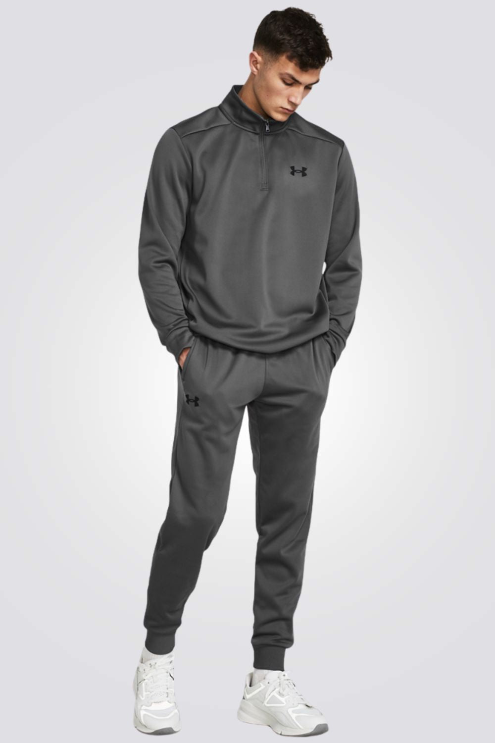 מכנסי טרנינג לגברים בצבע אפור