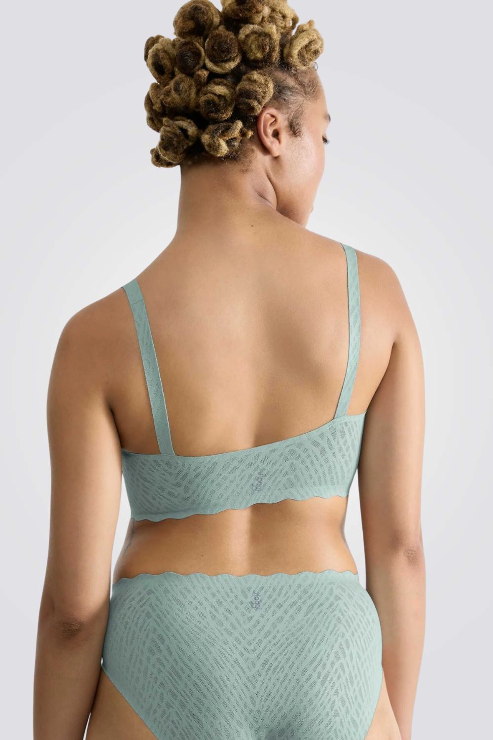 גוזייה מעוצבת לנשים