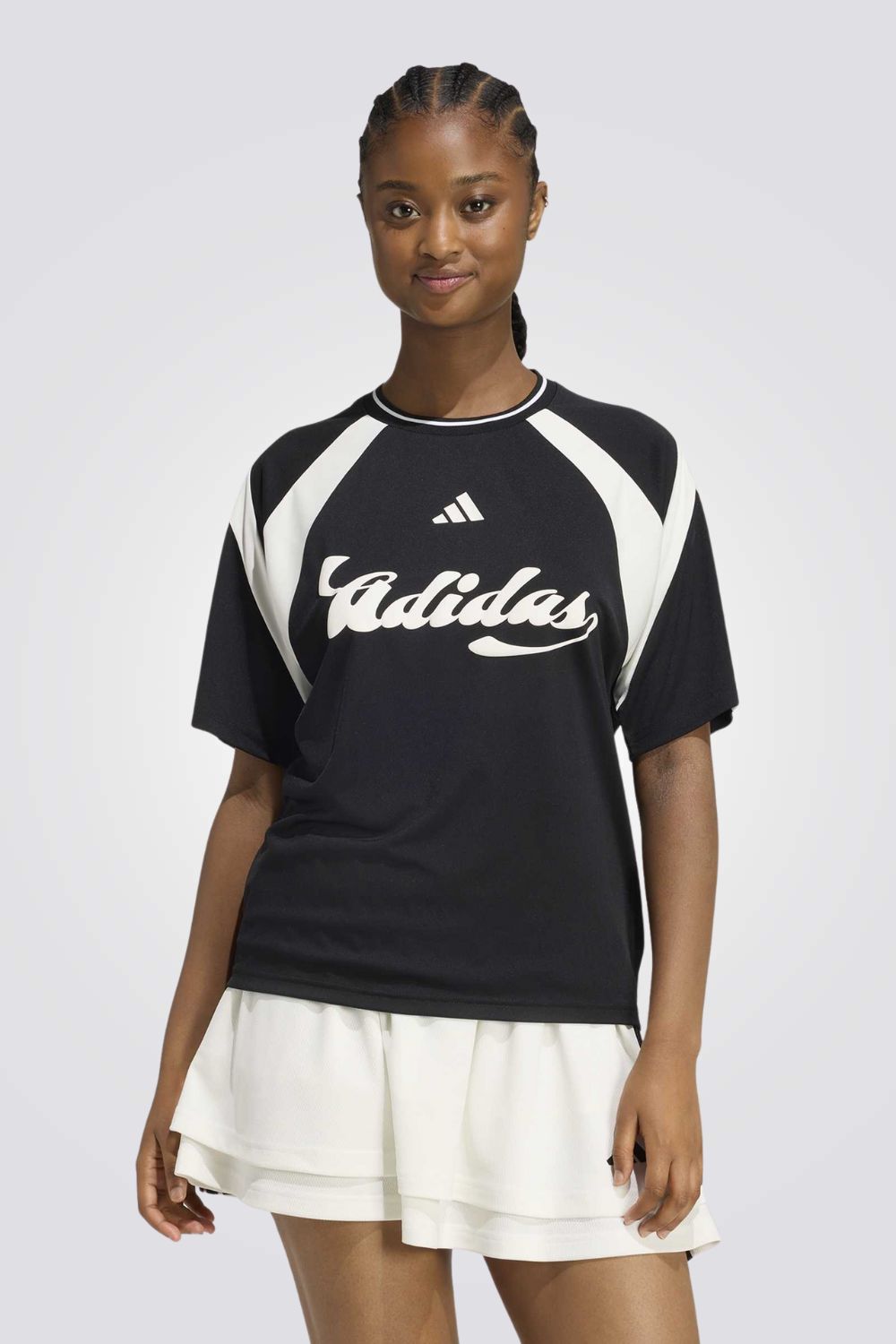 טישירט House of Tiro מעוצבת לנשים | אדידס