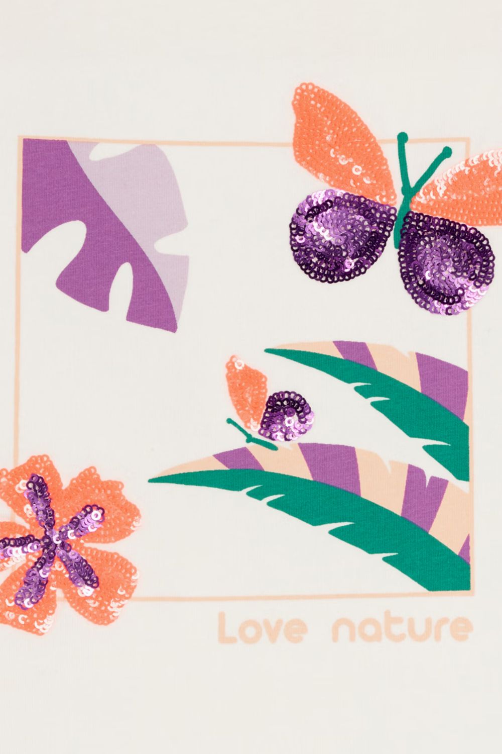 טישירט קצרה מעוצבת לילדות