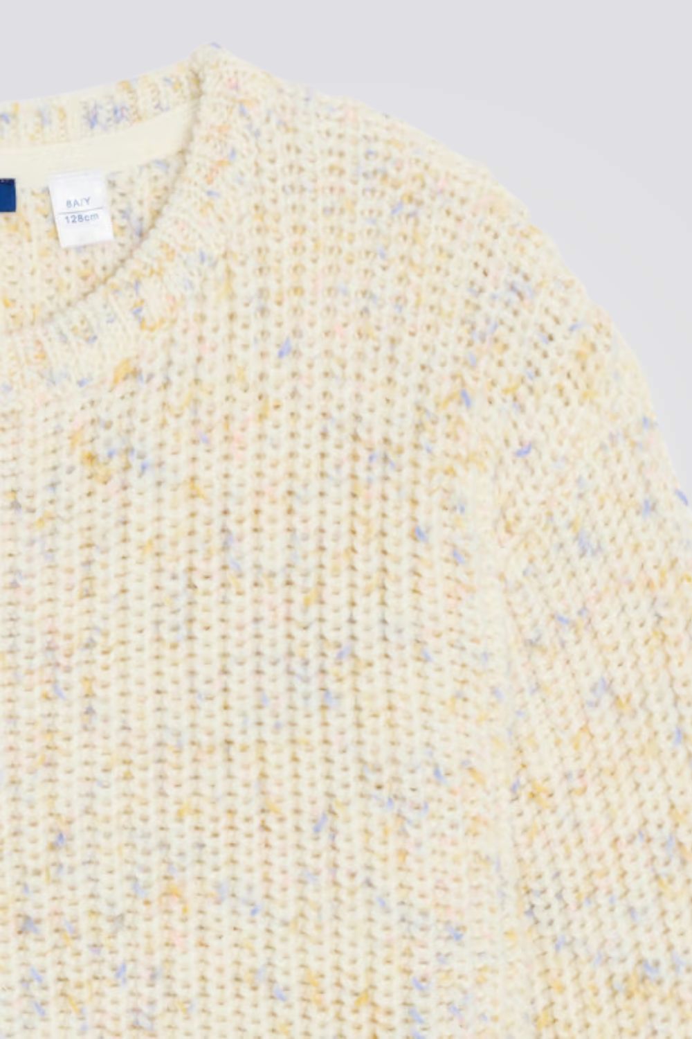 סוודר לילדות בצבע בז' | אוקיידי 