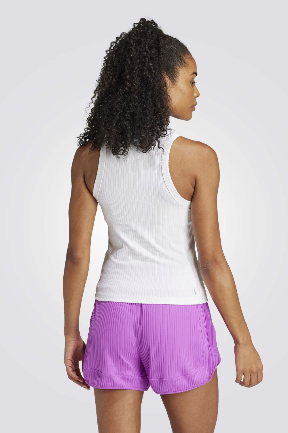 גופיית ספורט Rib Tight Fit Tonal 3 Stripes לנשים