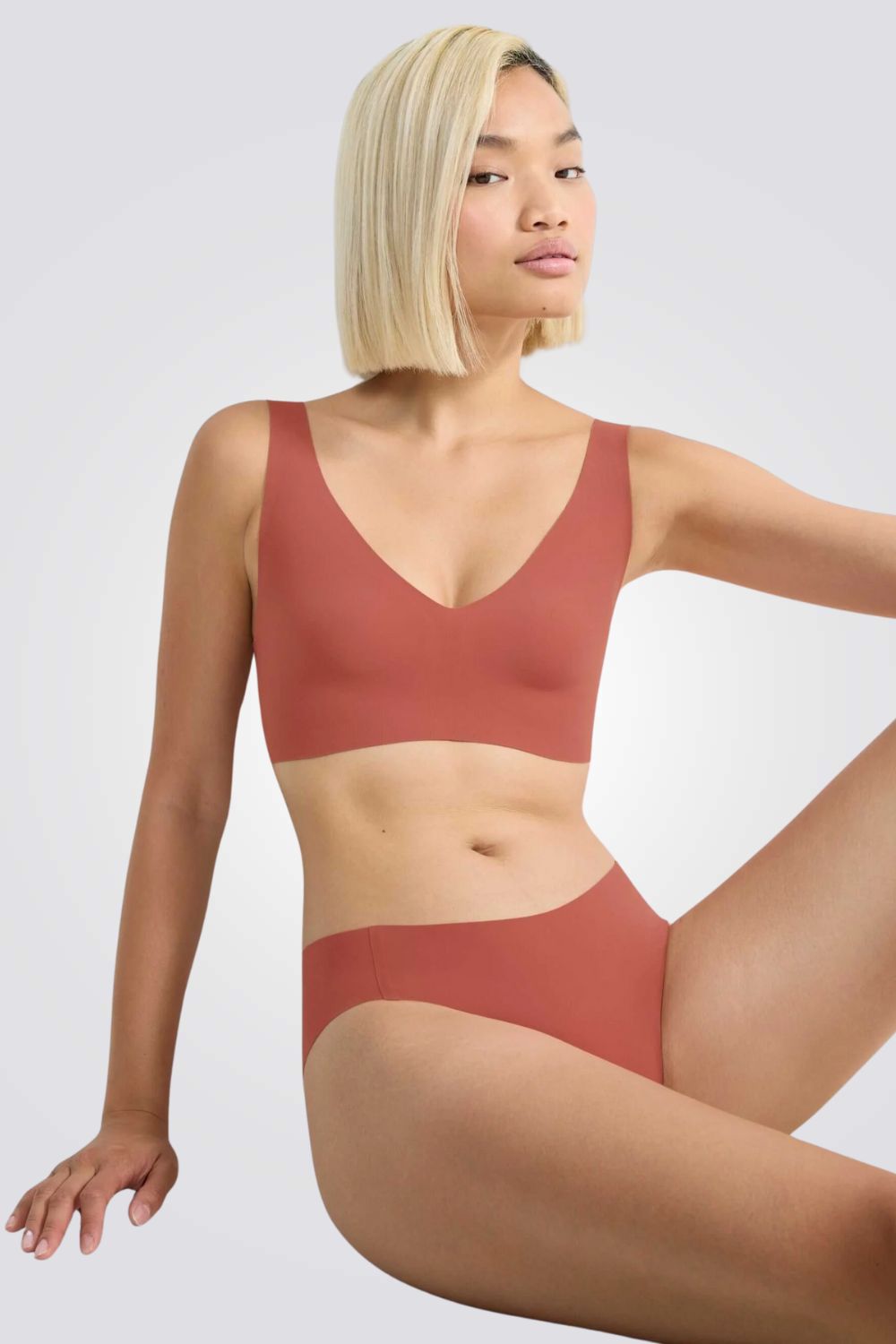 חזיית ברלט לנשים