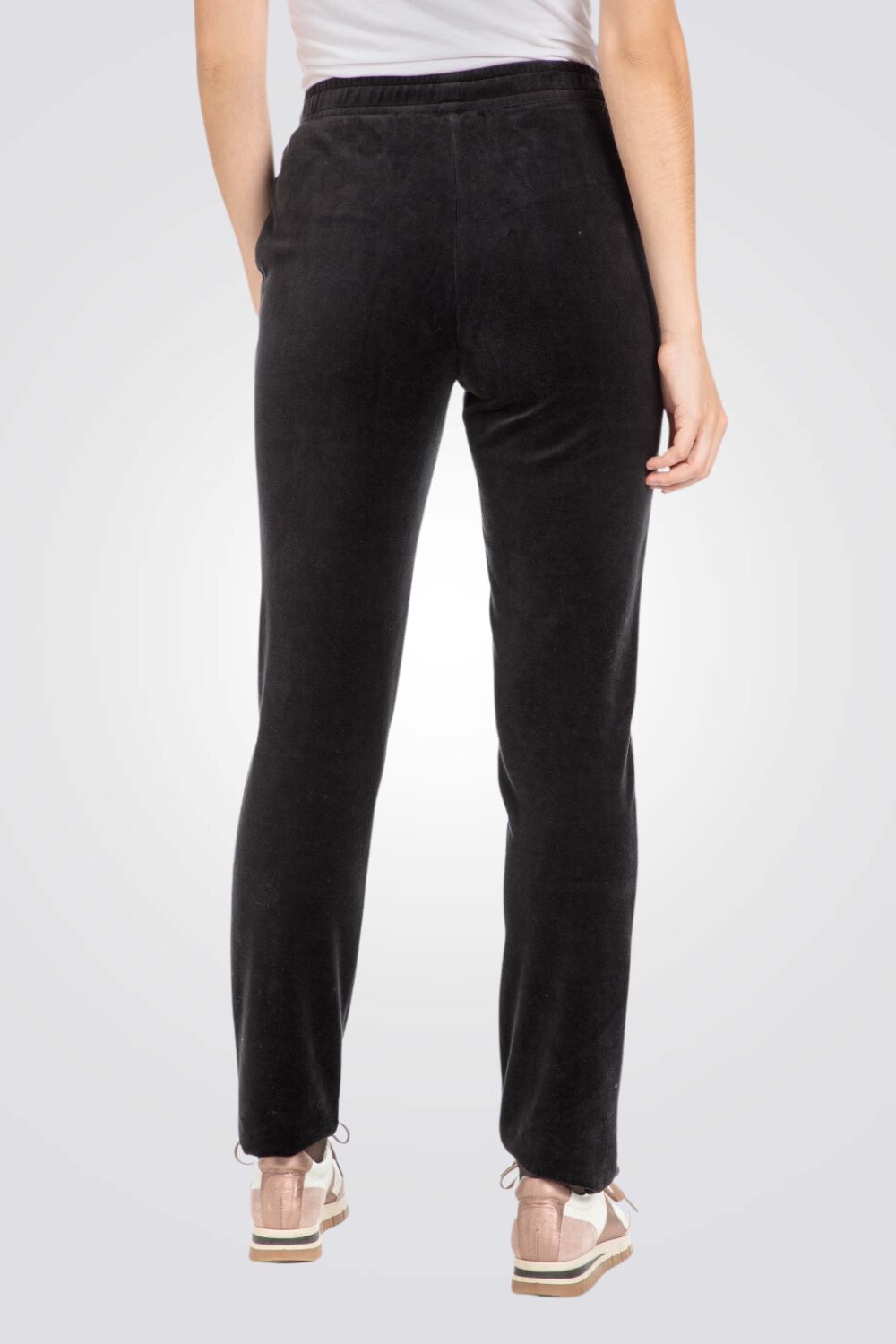 מכנסיים ארוכים בצבע שחור