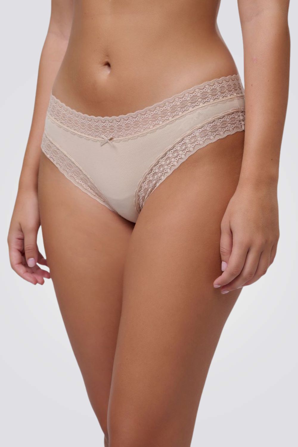 תחתוני צ'יקי בעיצוב תחרה | פנימה