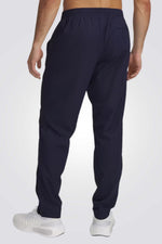 מכנסיים לגברים בצבע נייבי