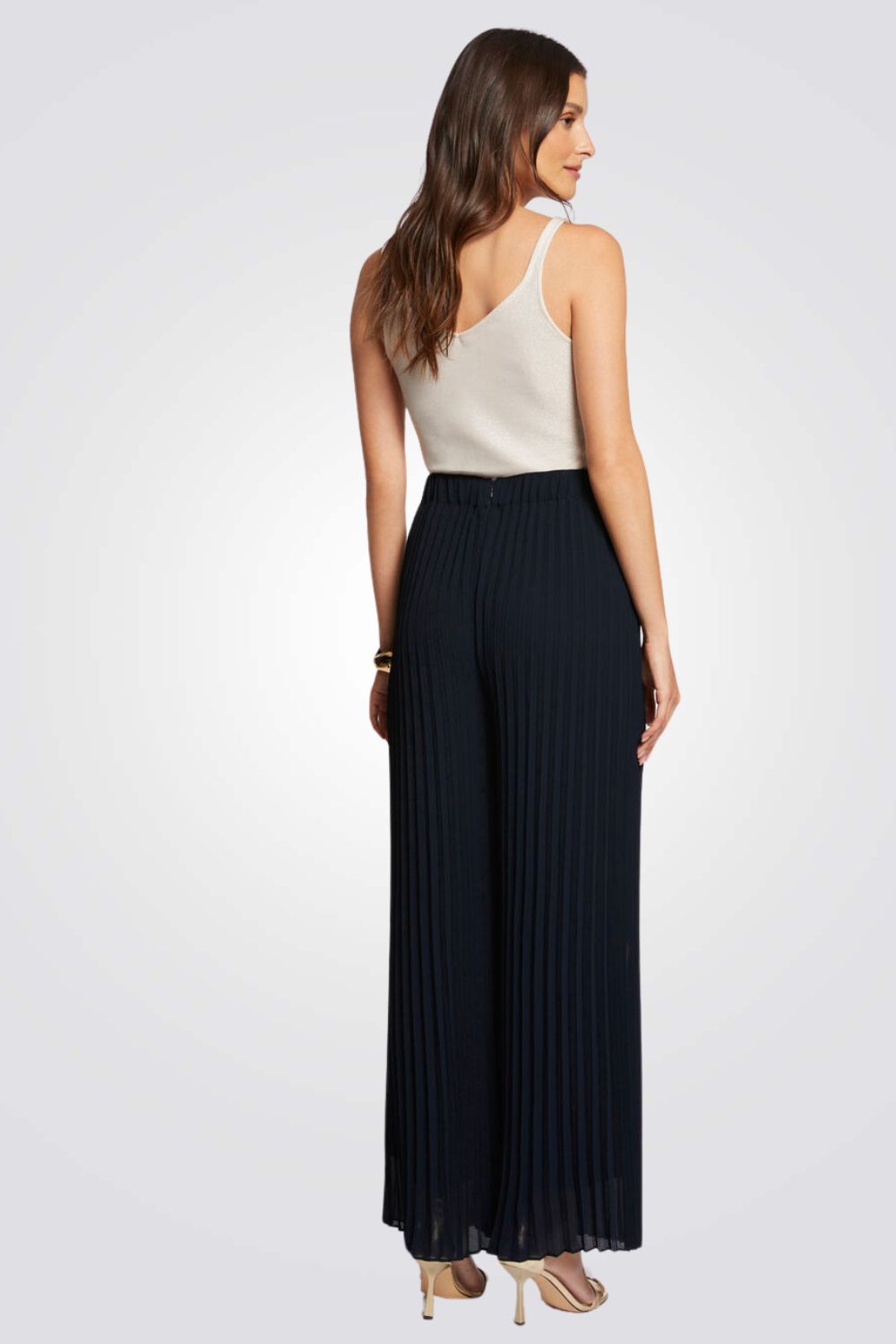 מכנס פליסה רחב בצבע נייבי