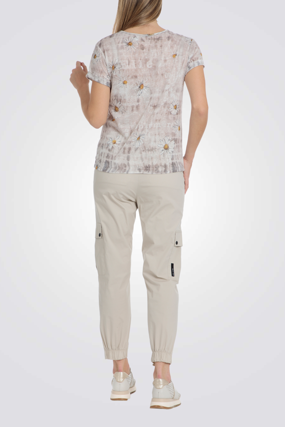 חולצת טי שירט בהדפס פרחים