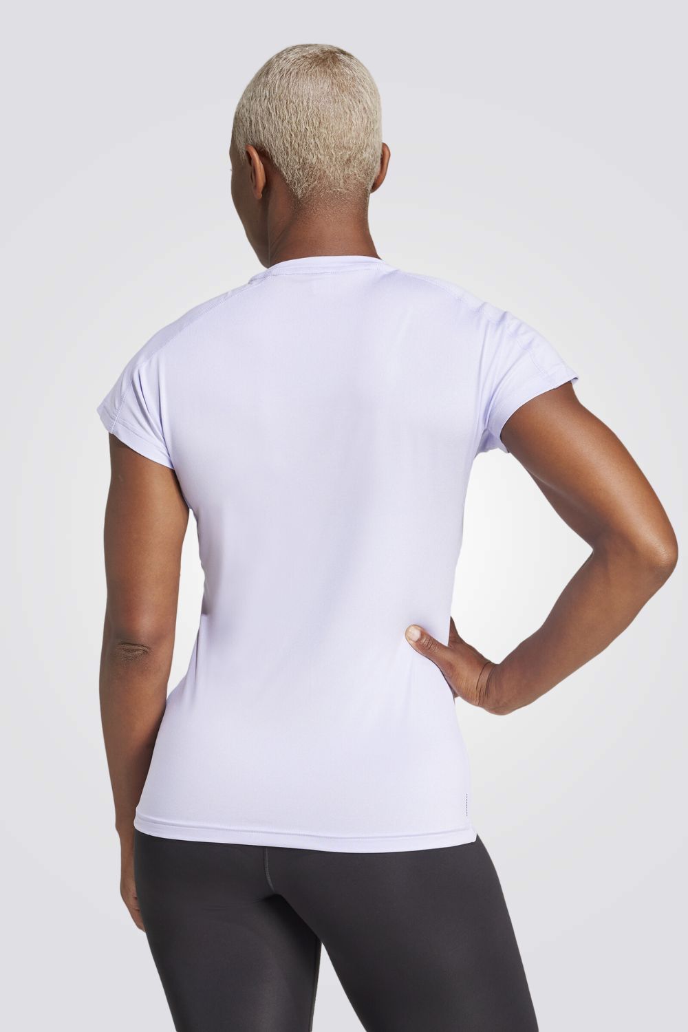 חולצת ספורט Aeroready Train Essentials לנשים