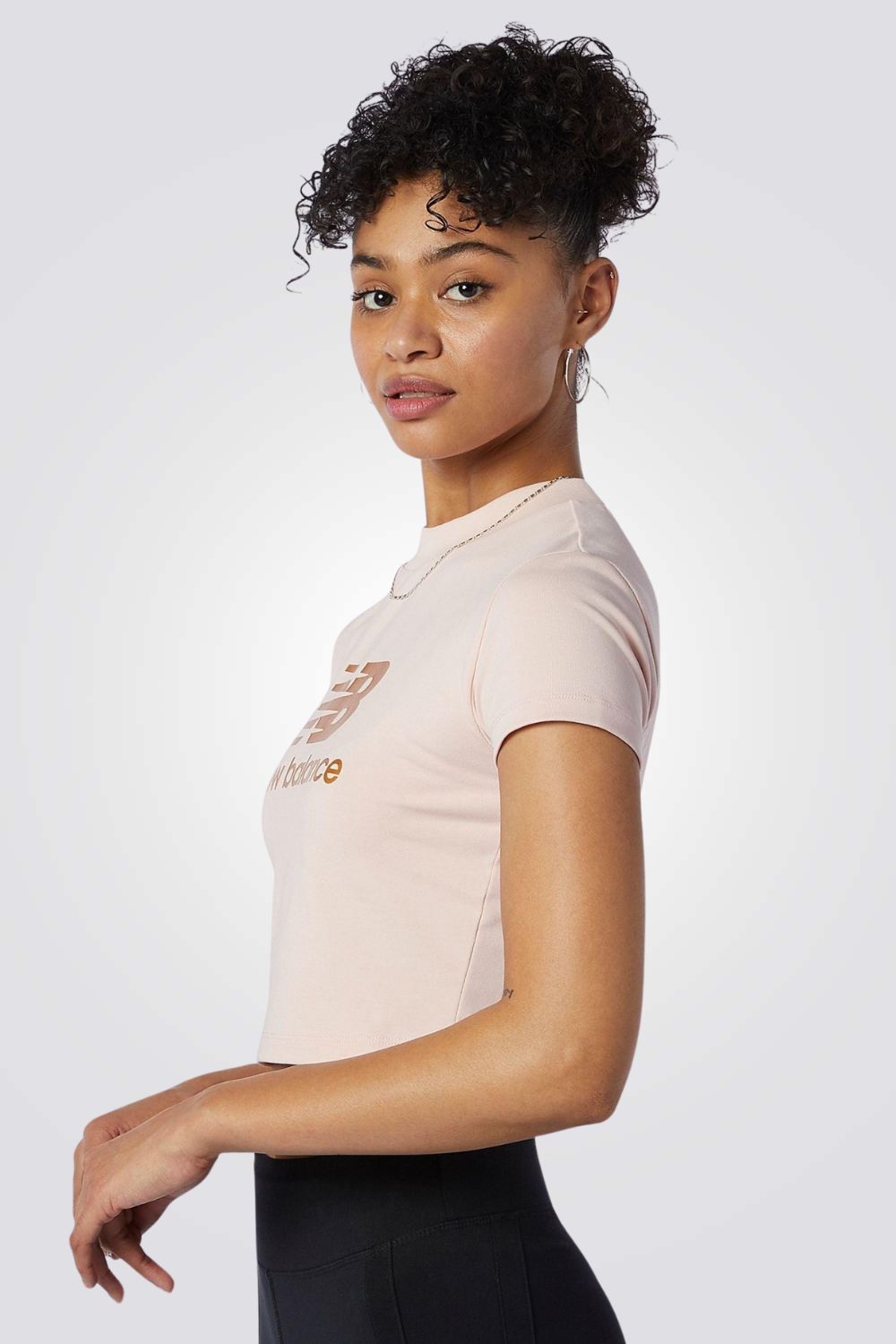 טישירט Athletics Higher Learning בצבע לבן