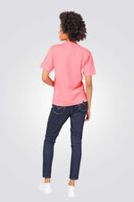 טישירט לנשים HER TEE בצבע ורוד