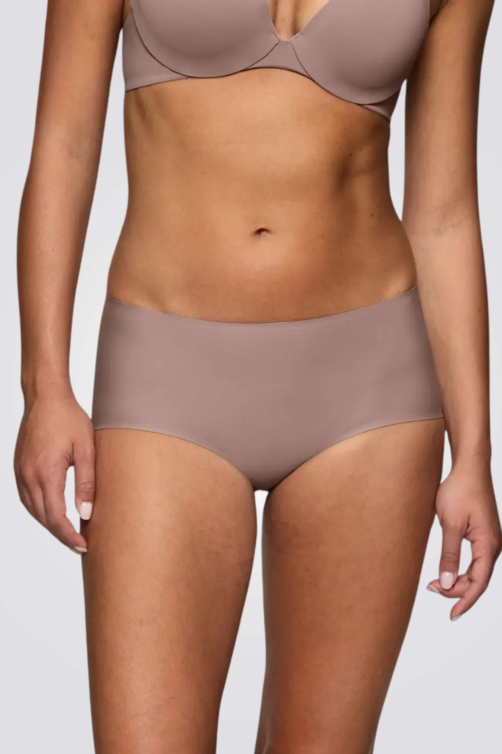 תחתון בוקסרון Body Make-Up Illusion Shorty EX לנשים