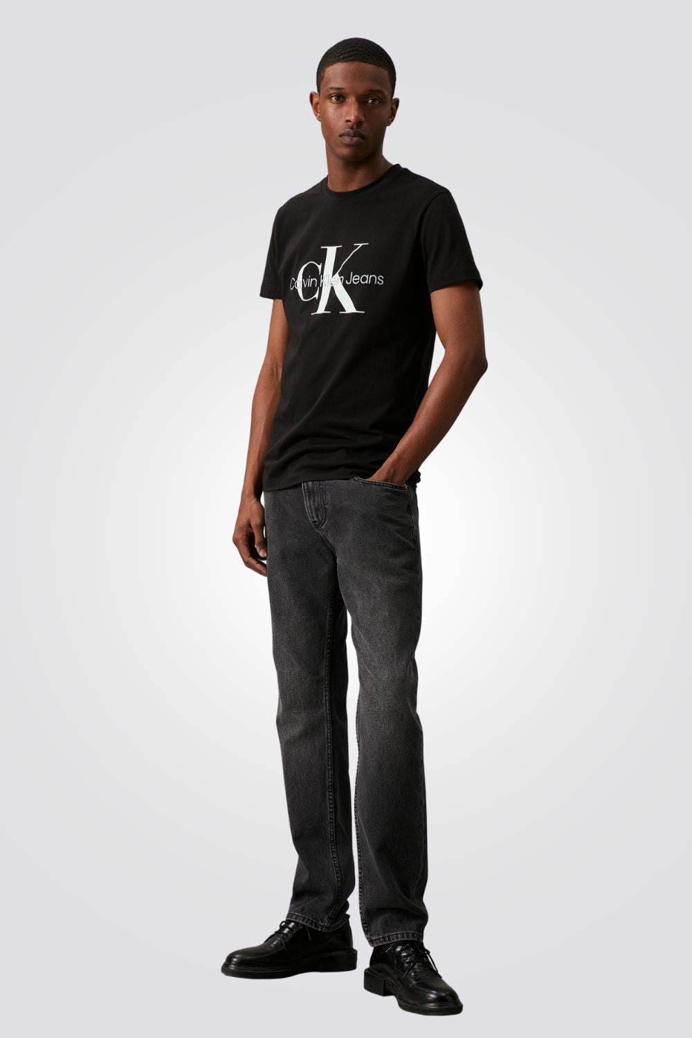 חולצת טישרט לגברים