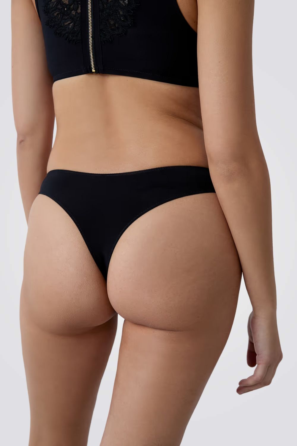 תחתון היי לג  TENTATION לנשים