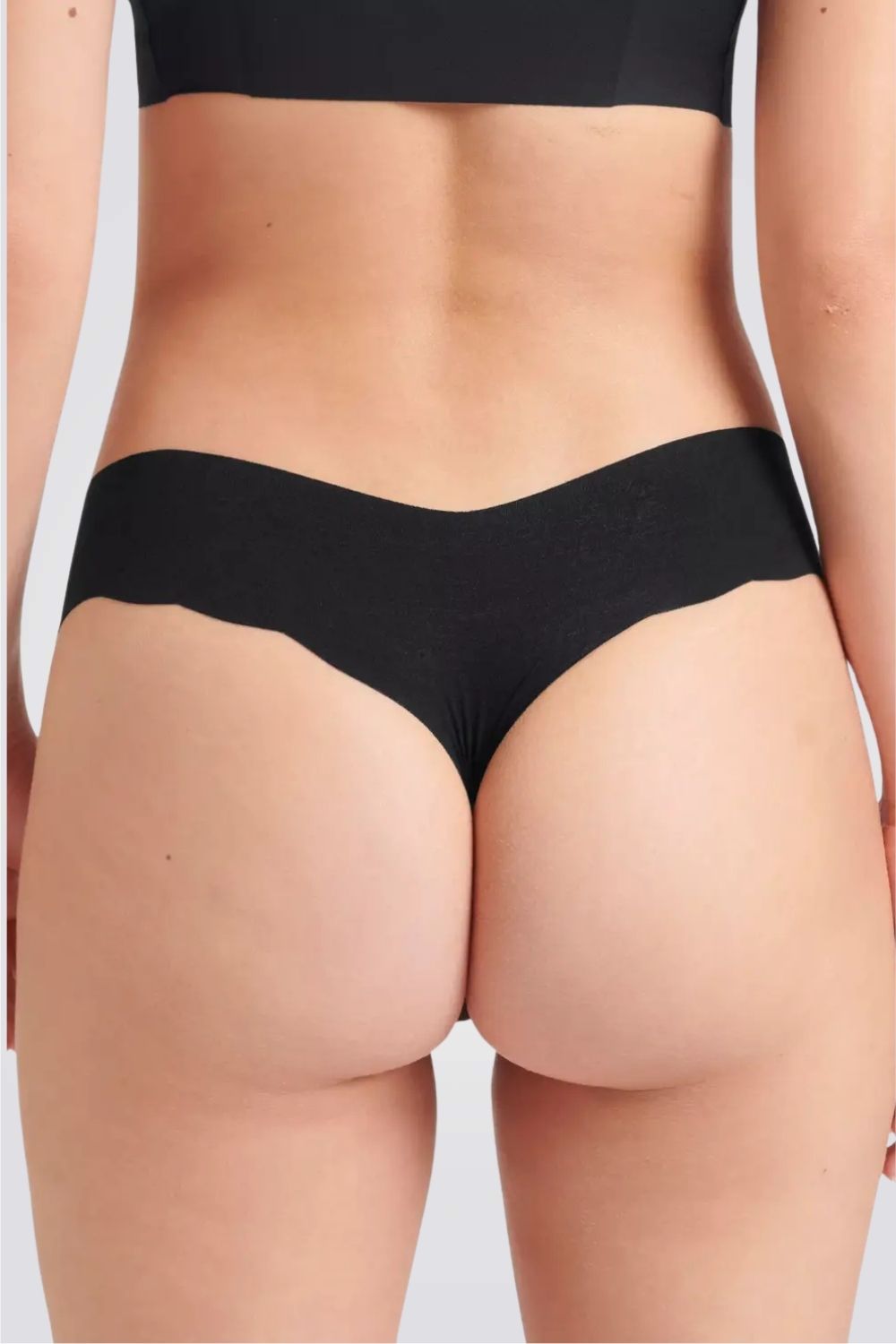 תחתוני חוטיני ZERO Modal 2.0 שחור