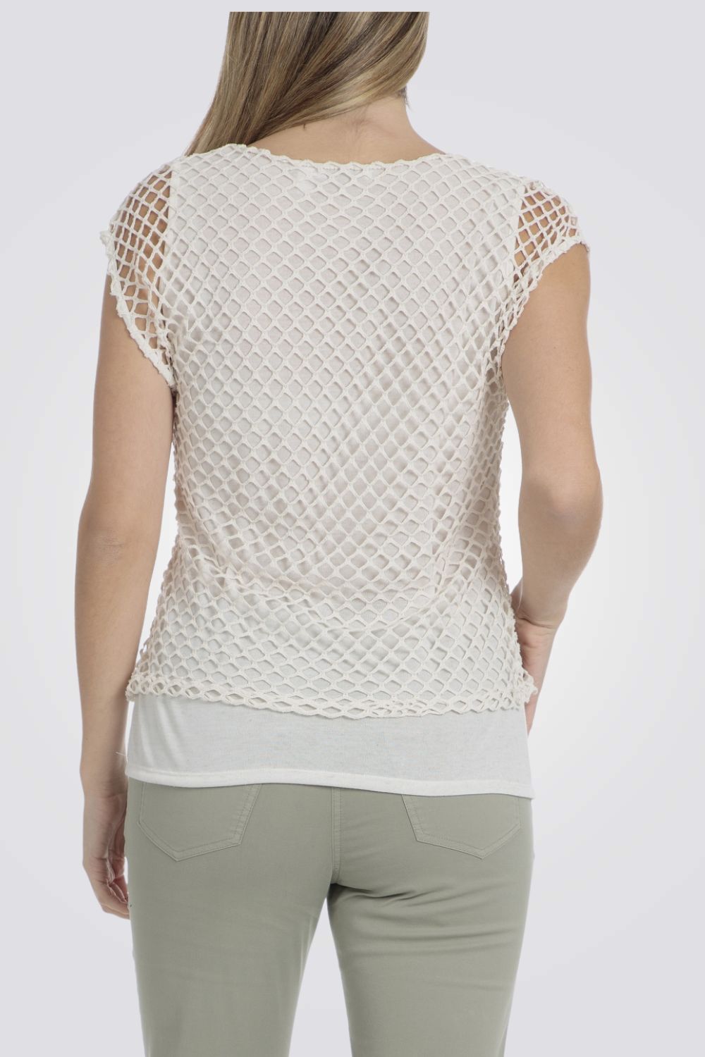 טישירט לנשים מרשת בצבע לבן 