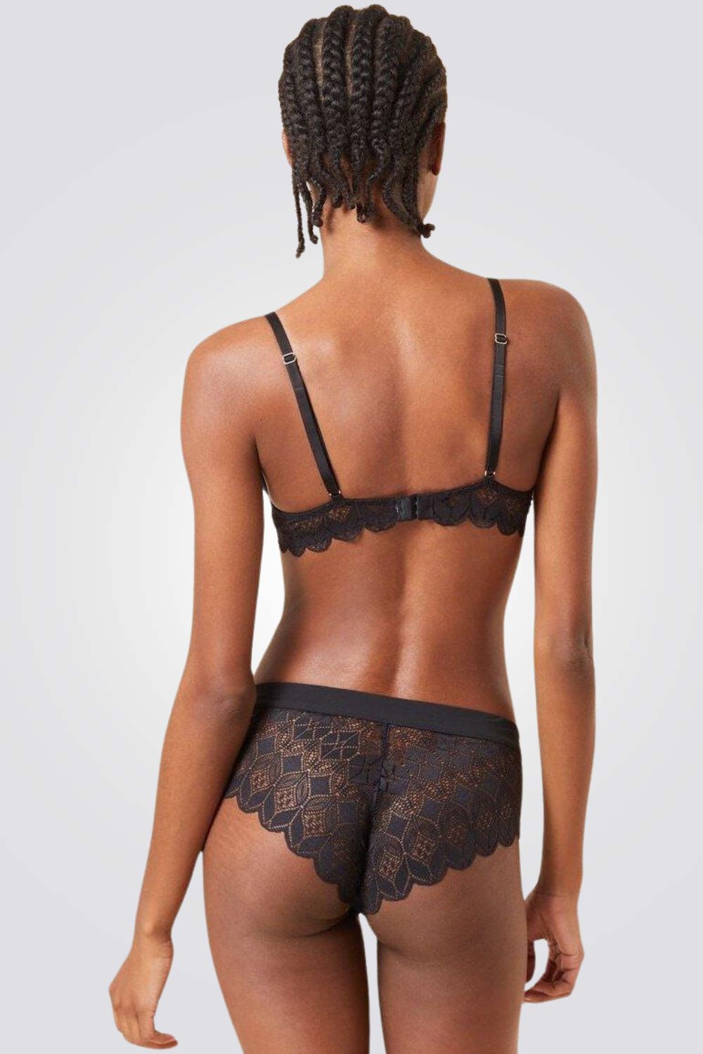 חזיית תחרה ללא ריפוד SKY שחורה