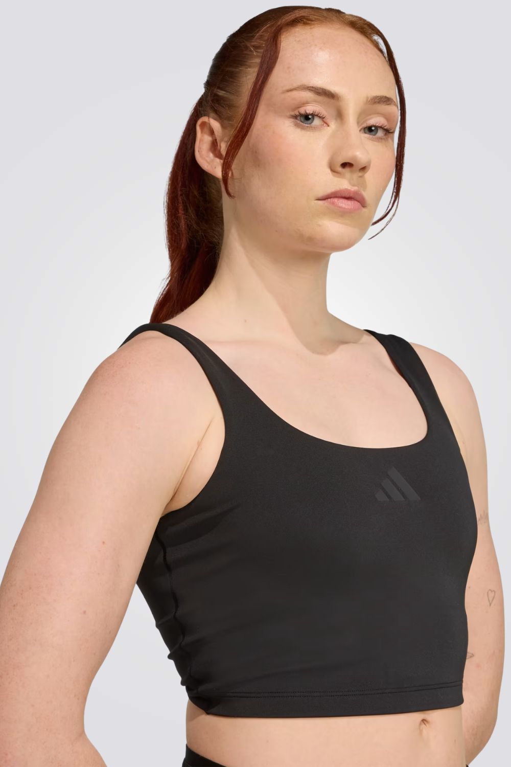 חזיית טופ ספורטיבית לנשים