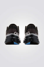נעלי ריצה בצבע שחור לגברים | און 