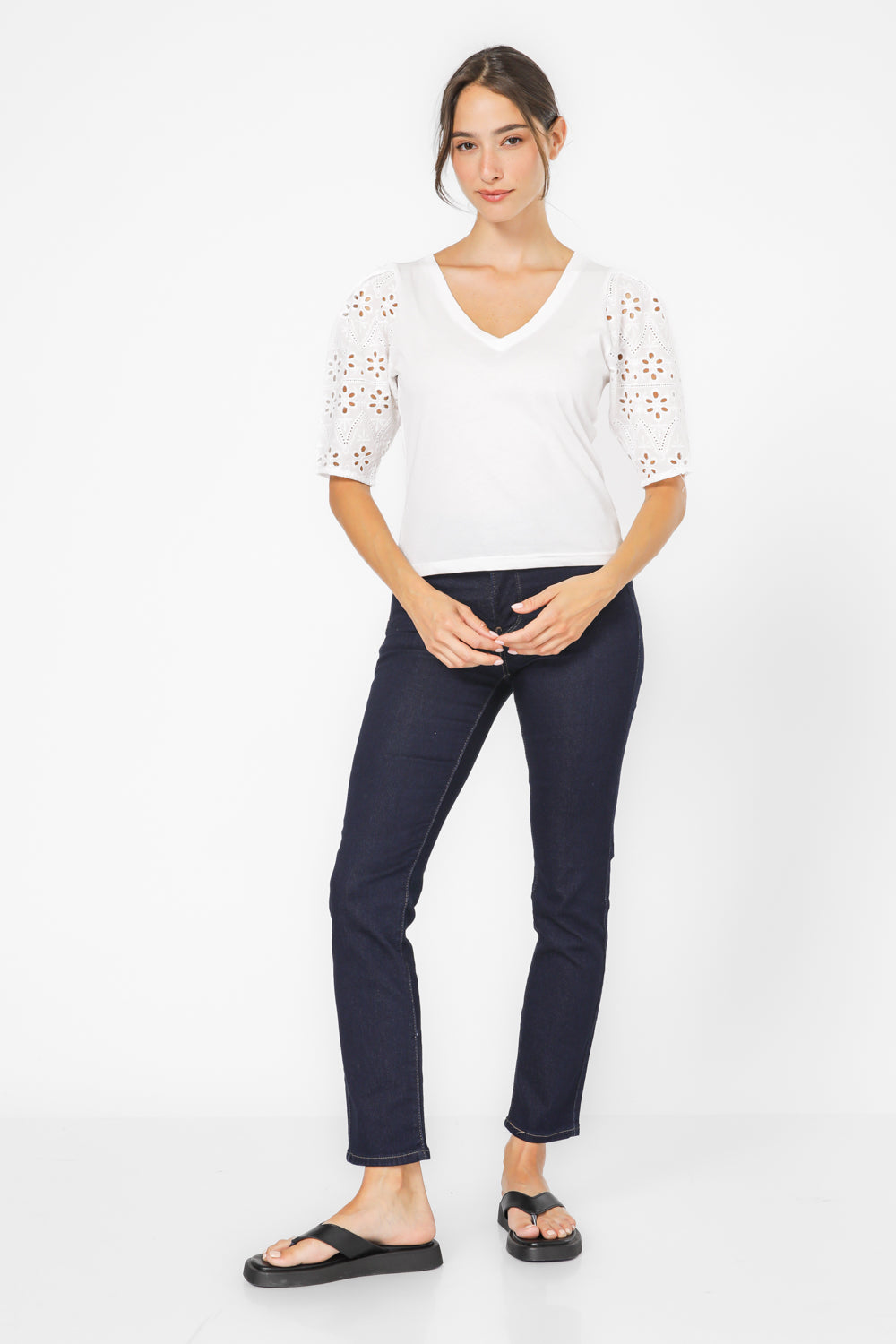 חולצה עם שרוולים תחרה 