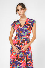 שמלה מעטפת עם הדפס אבסטרקטי 