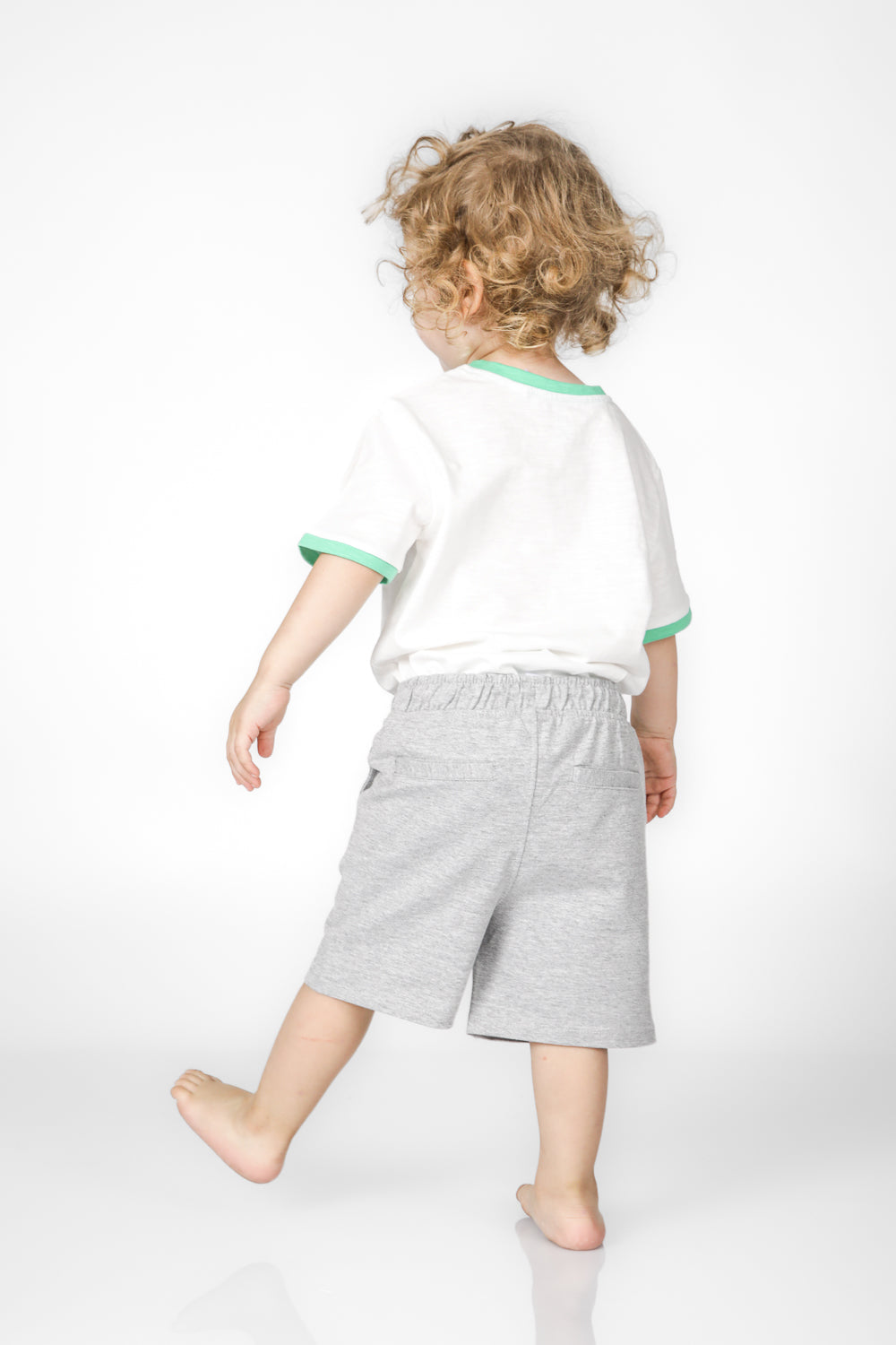 מכנסי ברמודה אפורים בנים