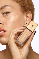 מייק אפ Touche Eclat Le Teint Long-Wear Glow עמיד במיוחד ומעניק כיסוי בינוני זוהר 25 מ"ל - MASHBIR//365