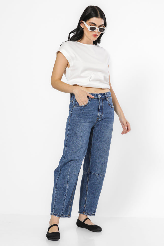 ג'ינס בגיזרת באגי בצבע כחול