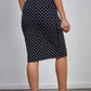 חצאית בגד ים מעטפת קשירה לנשים בצבע שחור עם נקודות - 2