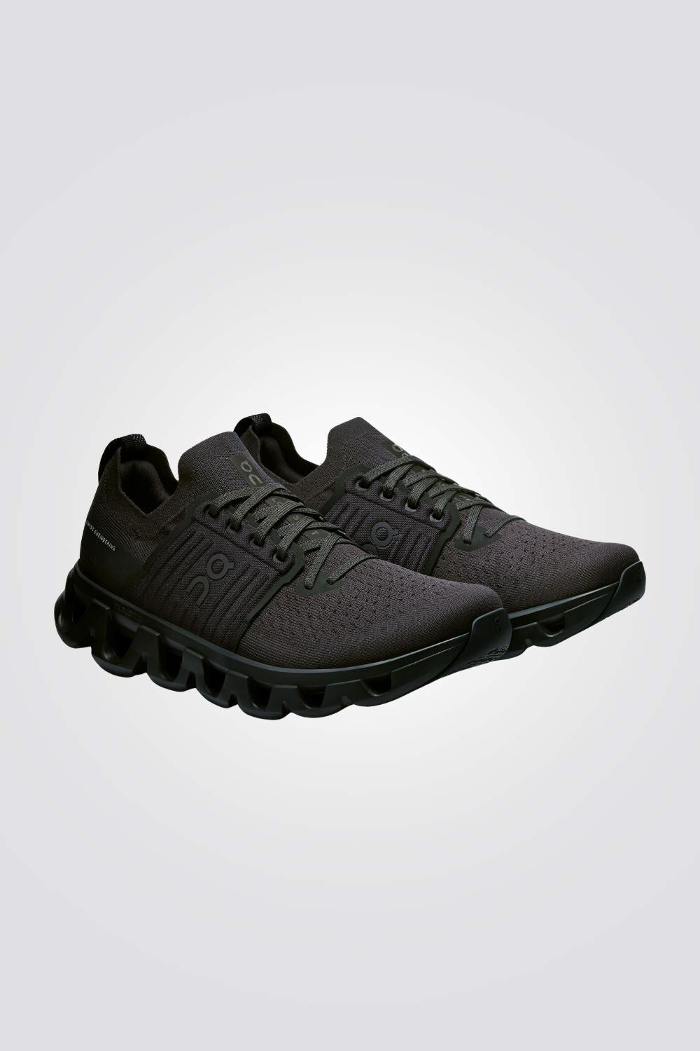 נעלי ספורט Cloudswift 4 לגברים | און 