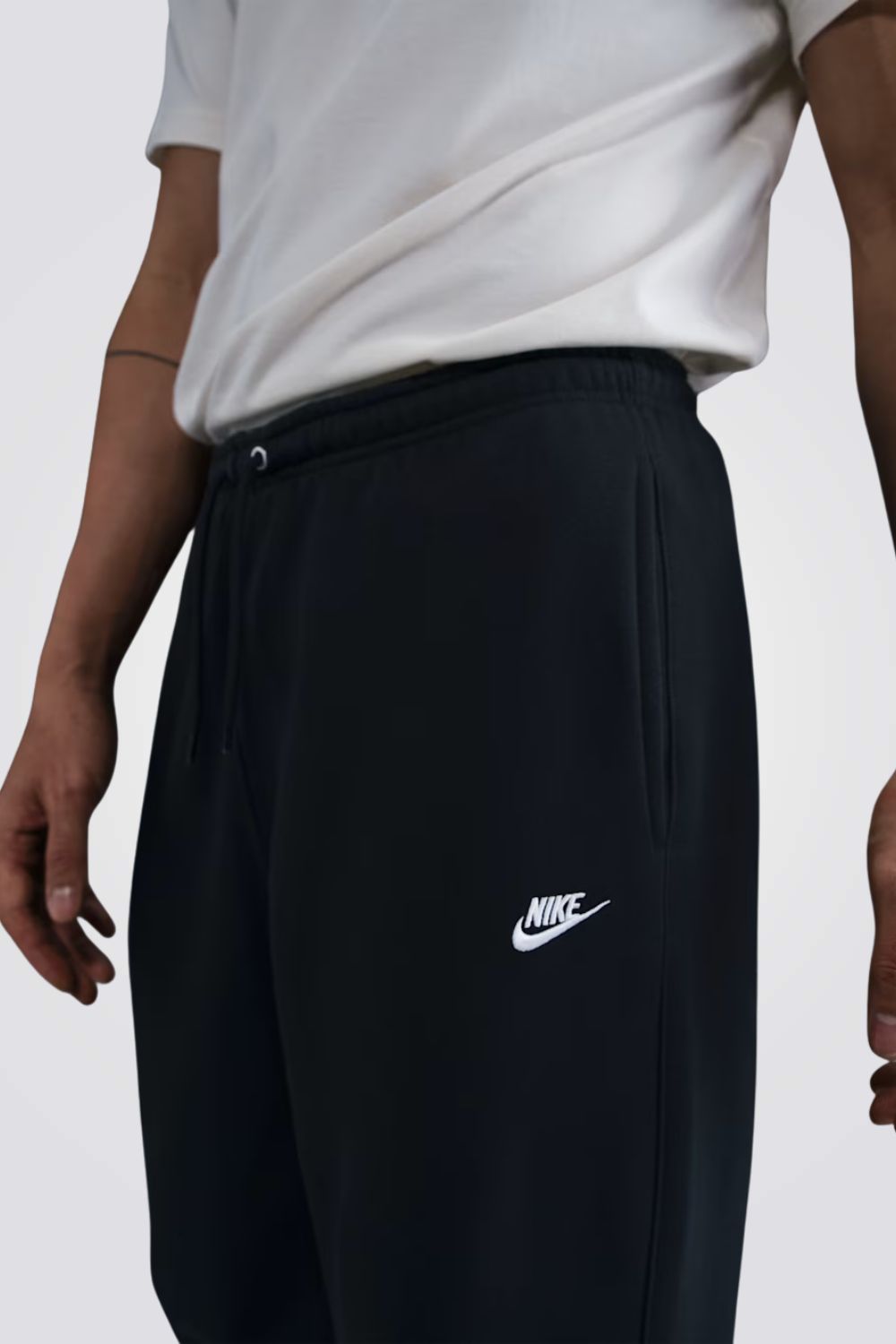 מכנסי פליס עם סיומת פתוחה | נייקי