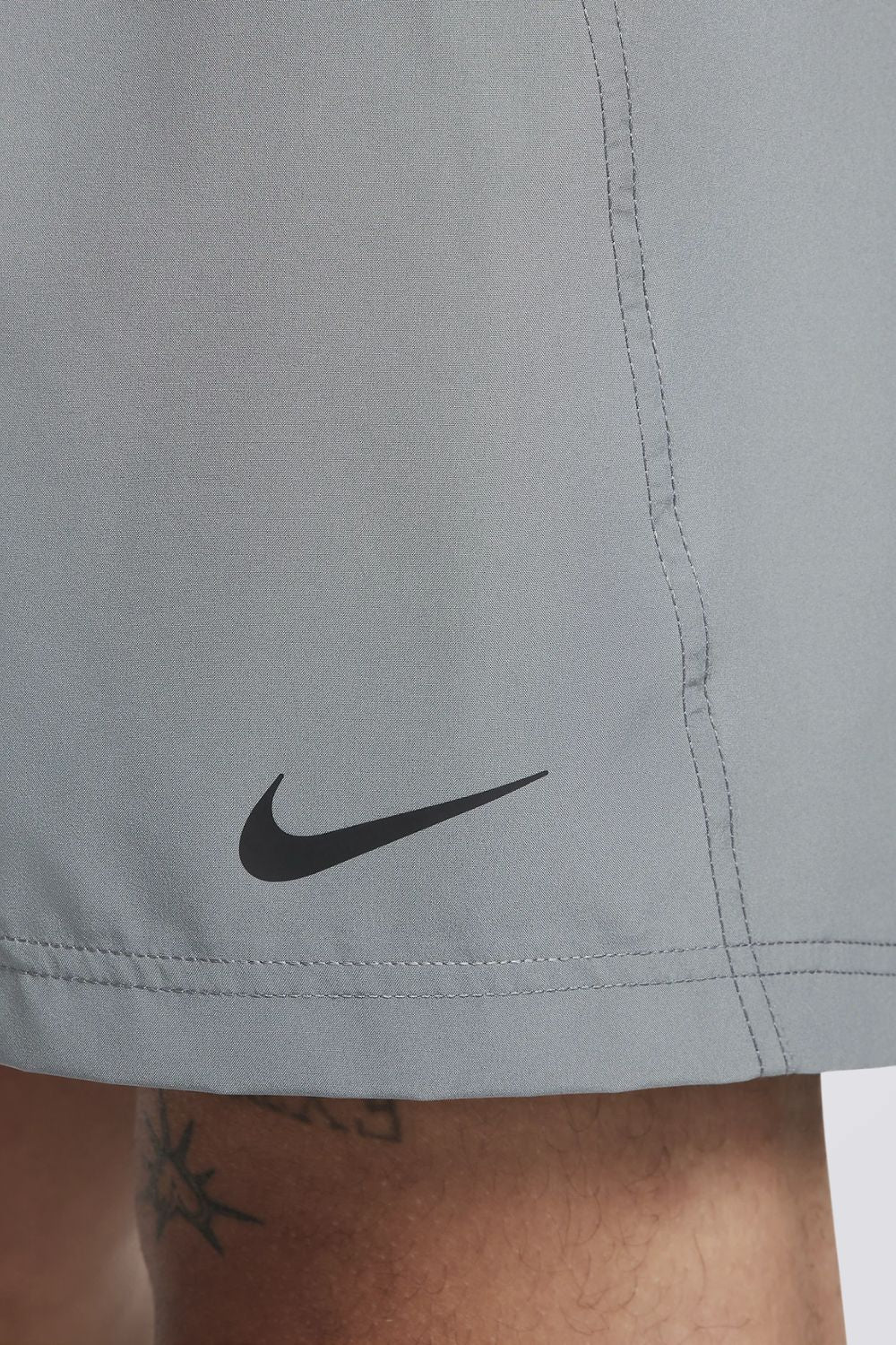 מכנס קצר NIKE Dri-FIT 7" Unlined Versatile Shorts  לגברים