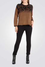 מכנסיים קרופ בסגנון טייץ בצבע שחור