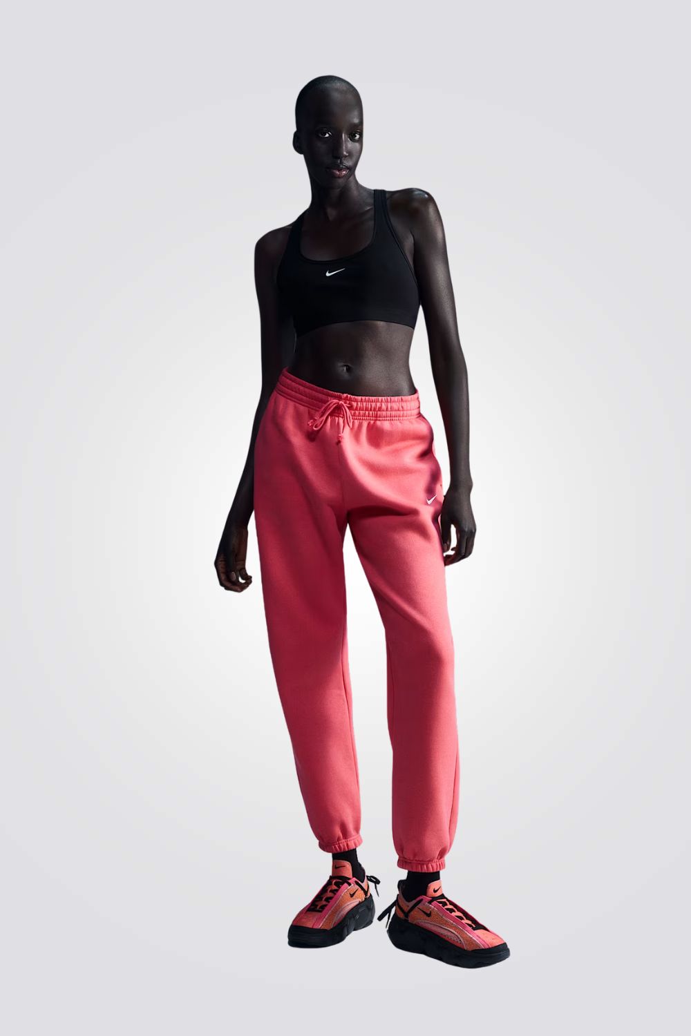 גוזיית ספורט Nike Swoosh Light Support לנשים