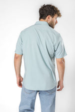 חולצה מכופתרת שרוולים קצרים