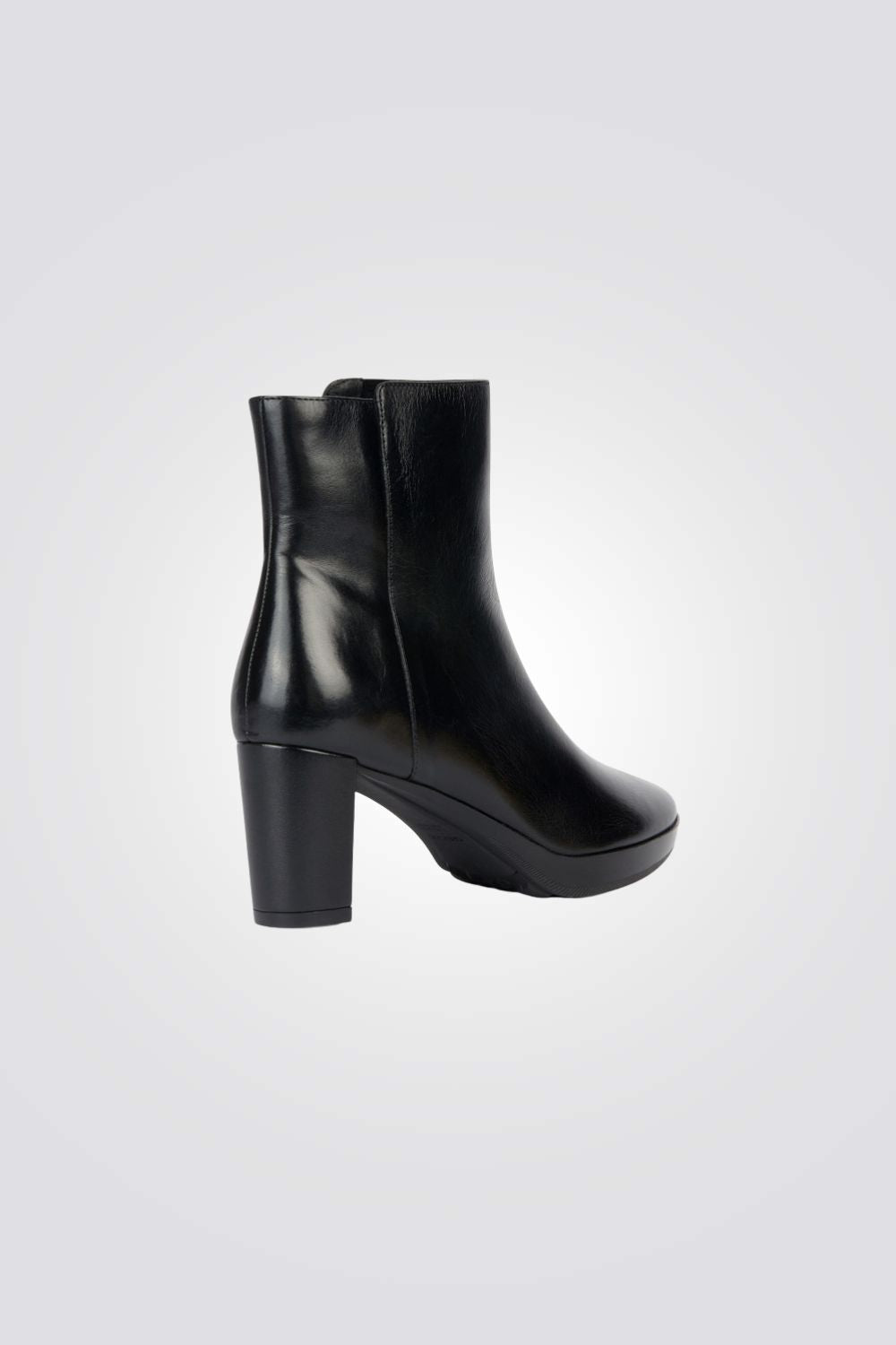 מגפי עקב אלגנטיות לנשים | ג'יאוקס